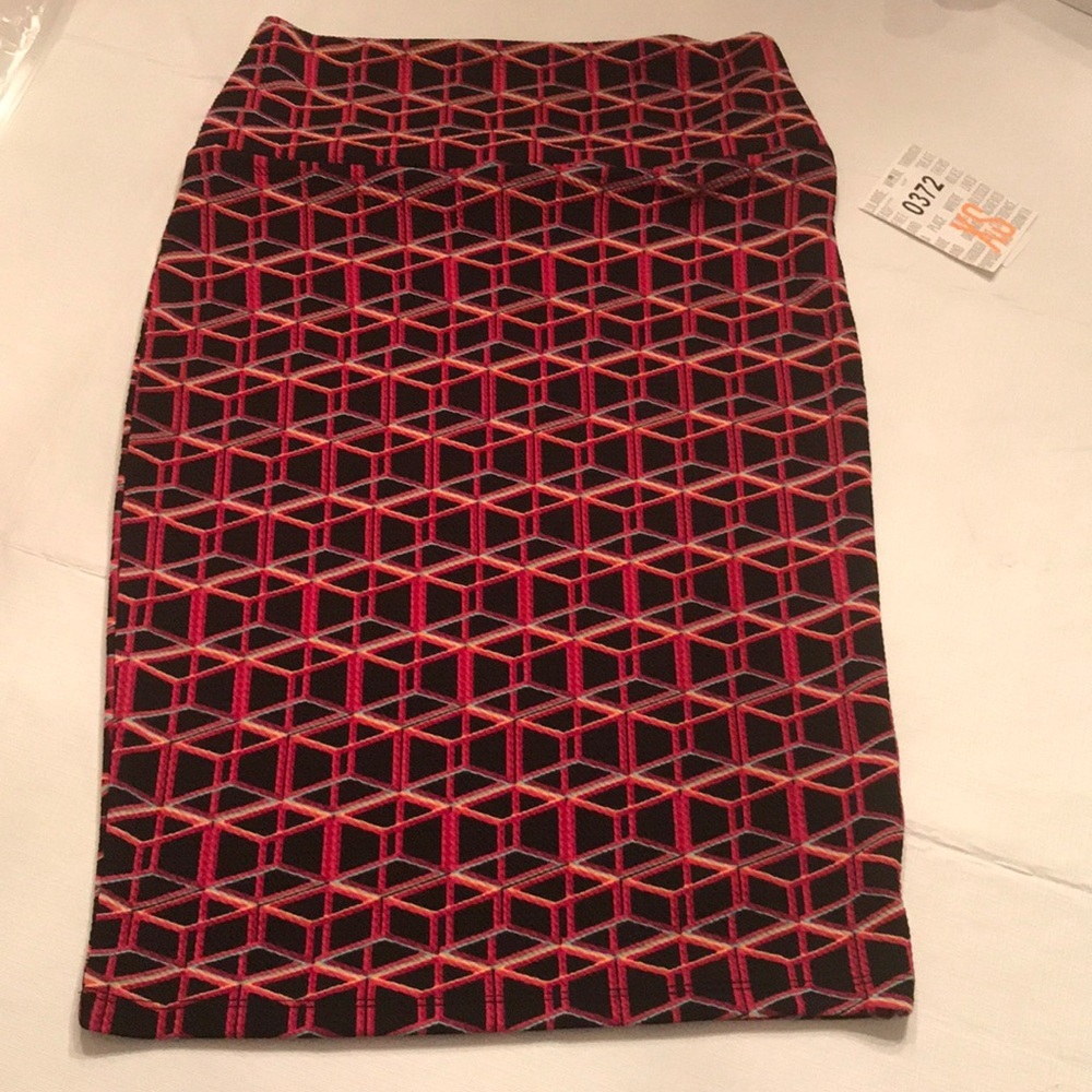 NWT LuLaRoe Cassie Skirt Size XS A1